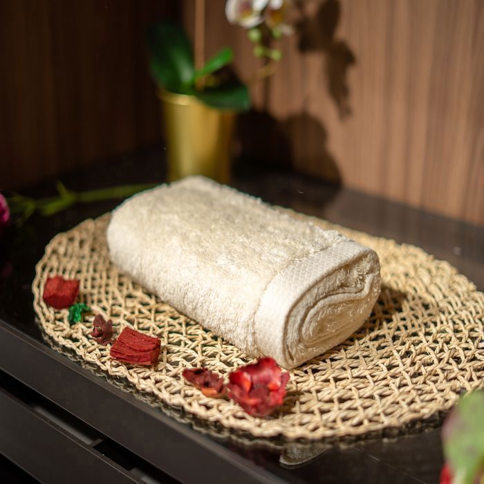 Serviette - Damas - Crème - 30x50 cm - 100% coton - Lavable