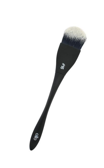 PINCEAU FOND DE TEINT PLAT PRO HD N°16 NU