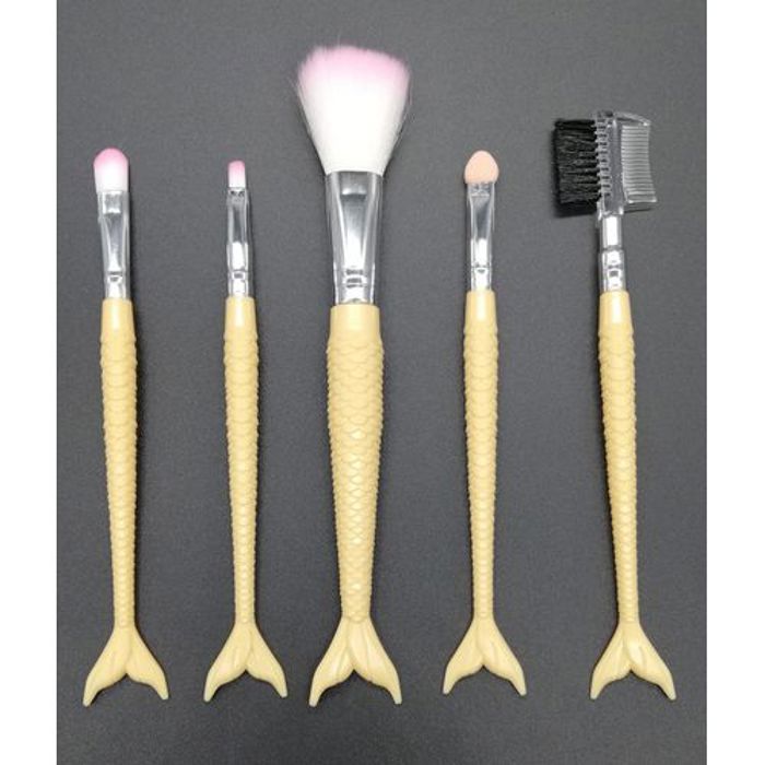 Pinceaux de maquillage. 5 pièces