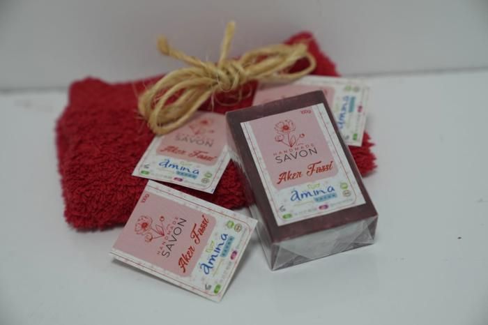 Savon Akker Fassi et gant savonnage