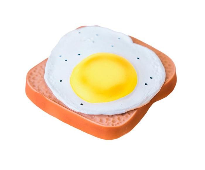 Anneau de dentition toast aux œufs