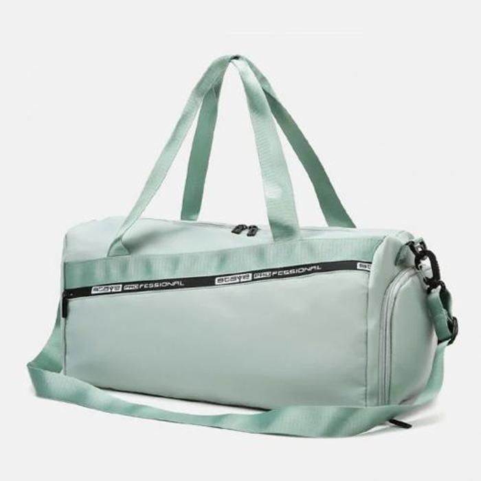 SAC DE SPORT ET VOYAGE LÉGER ÉTANCHE PORTABLE AVEC COMPARTIMENT CHAUSSEURS