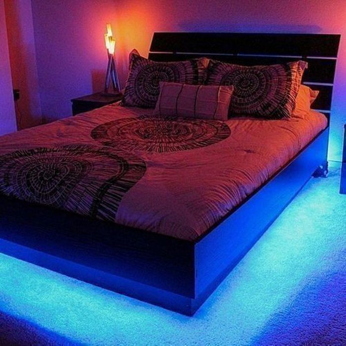 5M Bande lumineuse RGB LED, avec télécommande sans fil, 12V et 220V