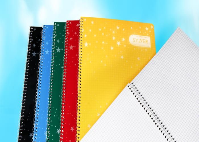 Cahier Spirale - SYLVER - Étoile - 120 Pages - Polypropylène - A4