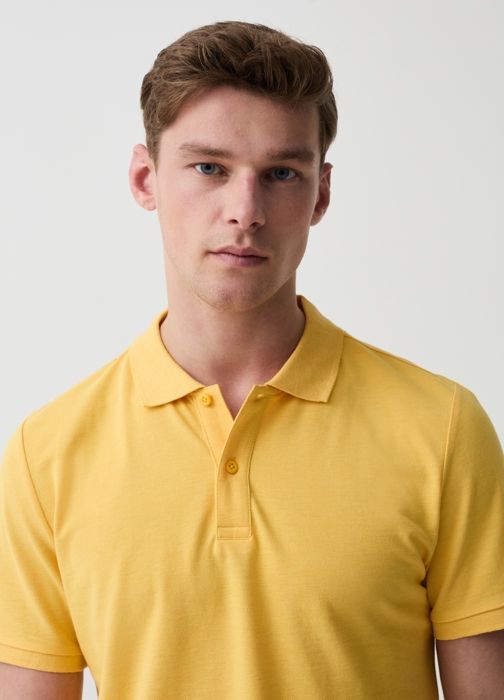 Polo en piqué - MARQUE - Modèle - 100% coton - Manches courtes - Couleur jaune
