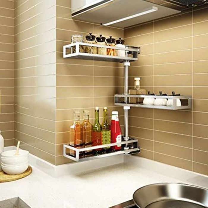 Organisateurs d'organisation de la cuisine et de la salle de bain en acier inoxydable.