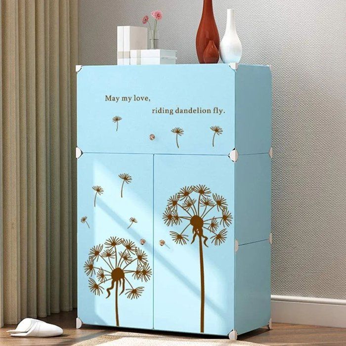 Étagère à chaussures. Rangement pour la maison