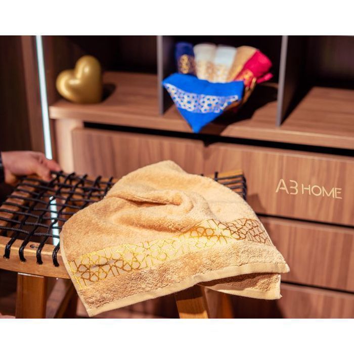 Serviette de bain - Arabesque - Beige - 100% Coton - 50x90 cm - Tissu Absorbant