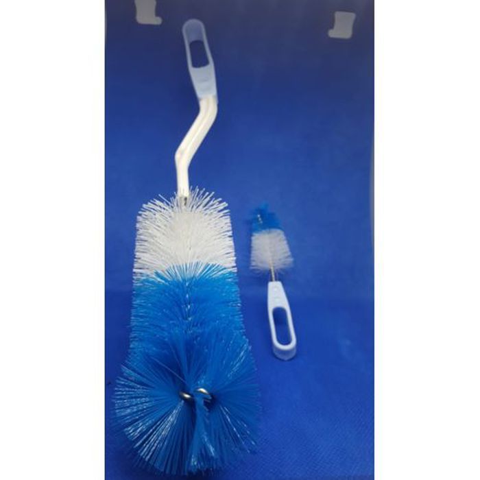2 brosses pour le nettoyage des bibérons et des tétines