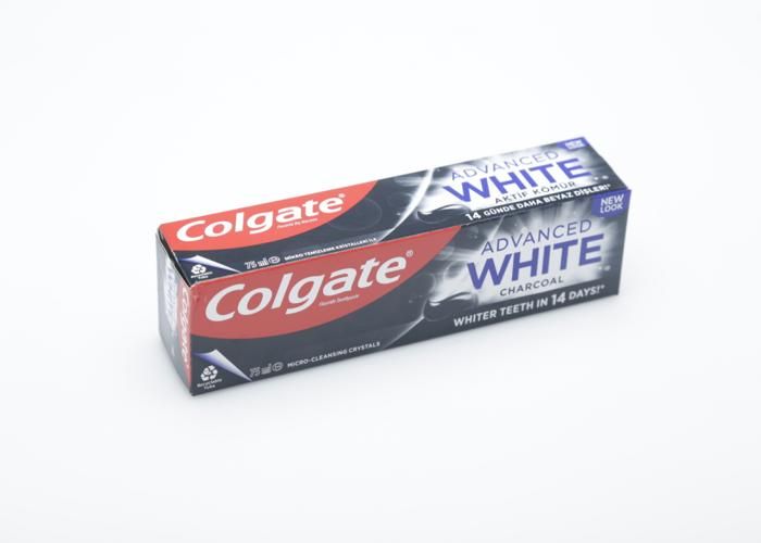 Dentifrice - COLGATE - Advanced White Charcoal - 75 ml - Action blanchissante - Protection contre les caries