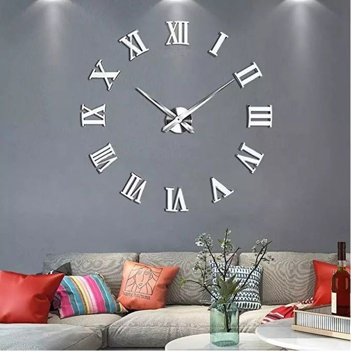 Horloge murale chiffres romains argent