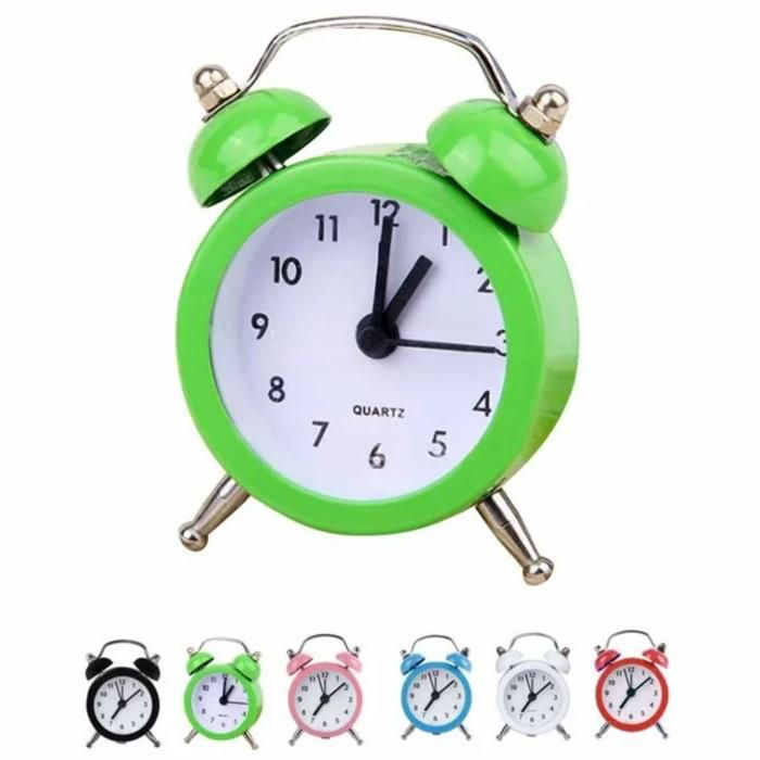 Horloge de bureau adorable(Couleur aléatoire)