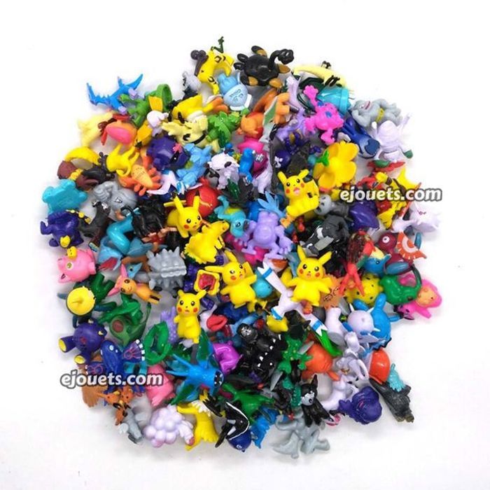 Figurines Pokémon de 2 à 3 cm : lot de 5 pièces aléatoires