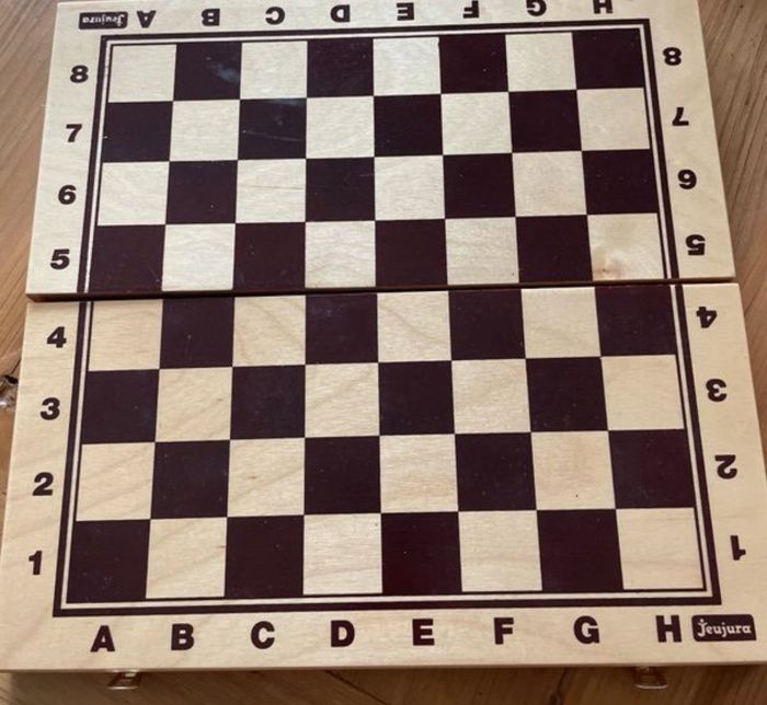 Jeu d'échec en bois professionnel