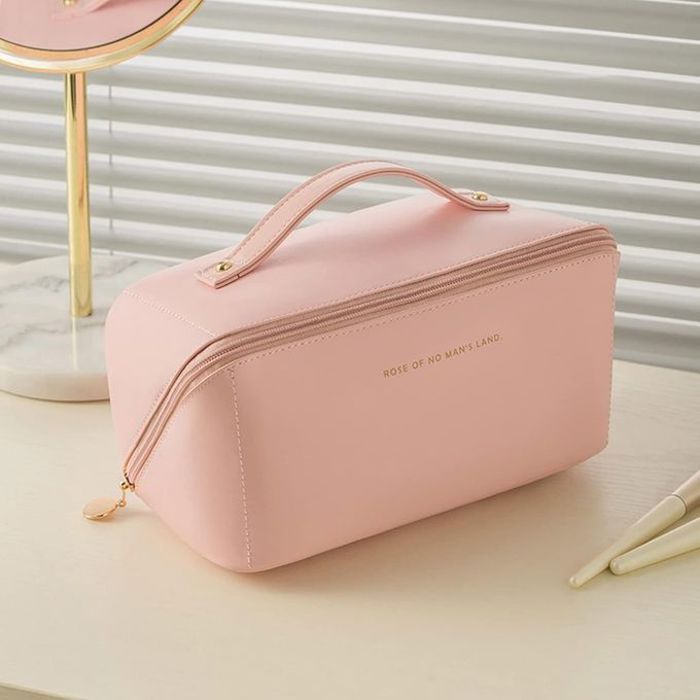 Sac à cosmétiques, trousse organisateur d'articles de toilette pour femmes.