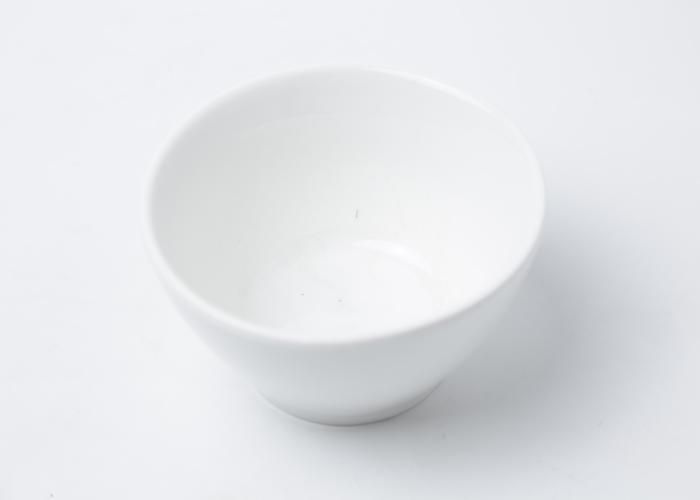 BOL DE STYLE JAPONAIS BLANC EN PORCELAINE 10,5*5CM