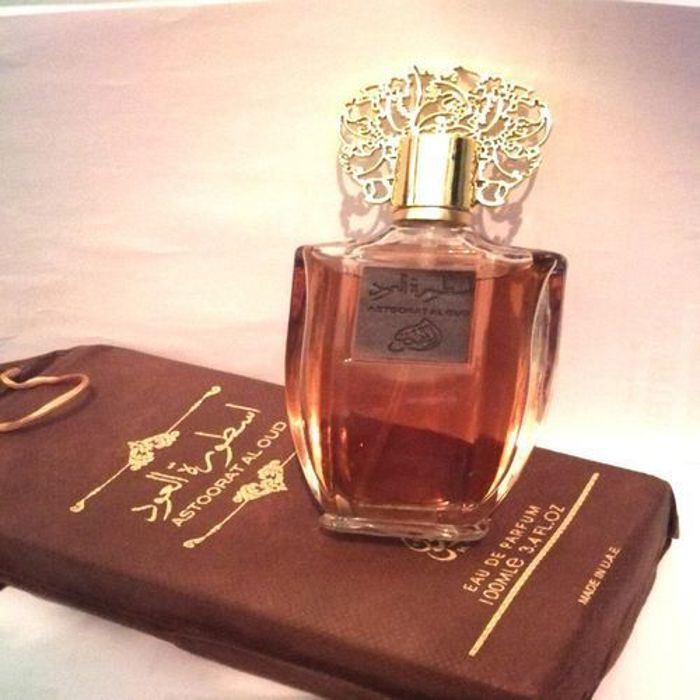 Eau de Parfum - ASTOORAT AL OUD - 100 ml - Notes Bois & Musc - Notes Agrumes Tropicales - Notes Vanillées