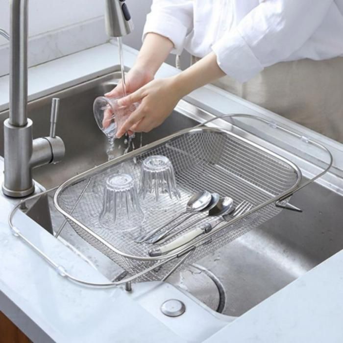 Panier de vidange polyvalent pour un séchage et une organisation efficace des couverts.