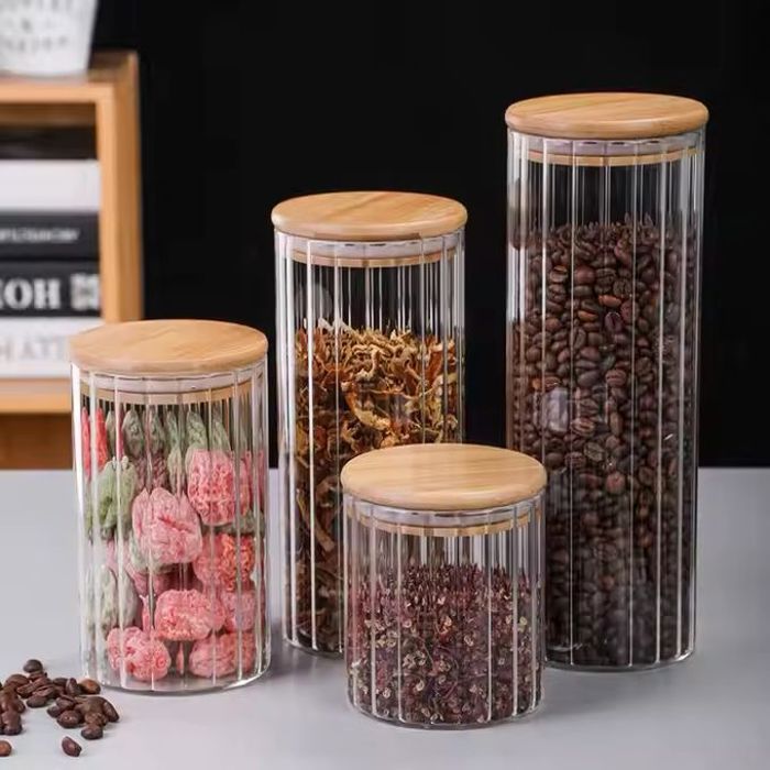 Ensemble de bocaux en verre de haute qualité pour conserver les épices et les aliments secs, idéal pour organiser et stocker vos pro