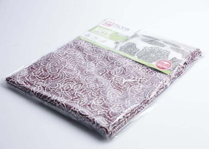 Nappe de Table - Trerza - 150x150 cm - Rouge - Carré - Brodée