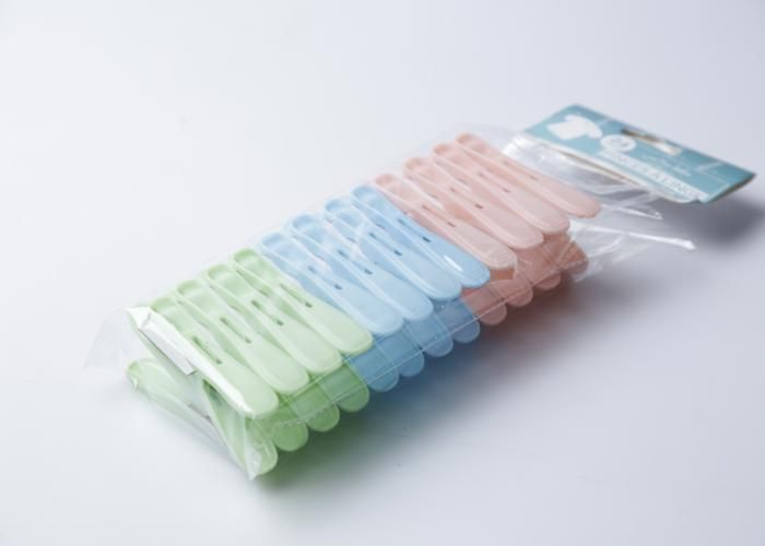 Set de 24 pinces à linge en plastique EFC1154
