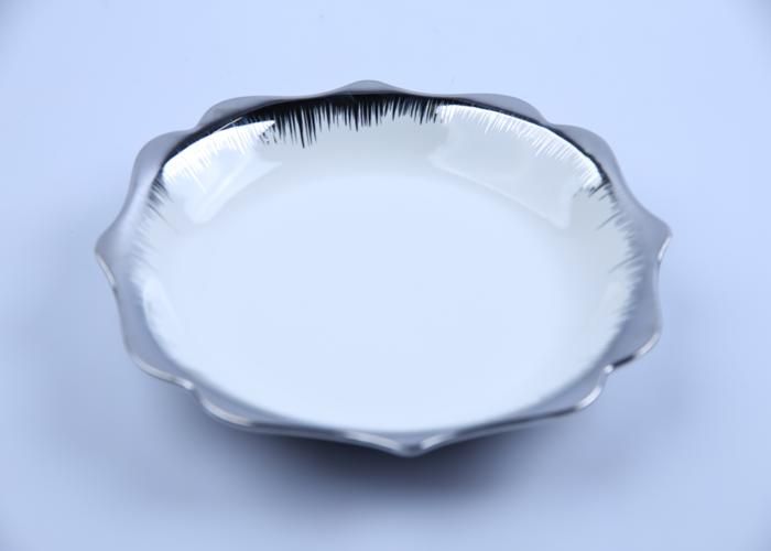 Assiette Plate - GENERIC - 20cm - Porcelaine - Rebord Doré/Argenté - Compatible Lave-Vaisselle