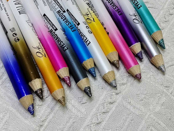 Fard à paupières - GENERIC - 12 pcs - Scintillant coloré - Imperméable - Longue durée