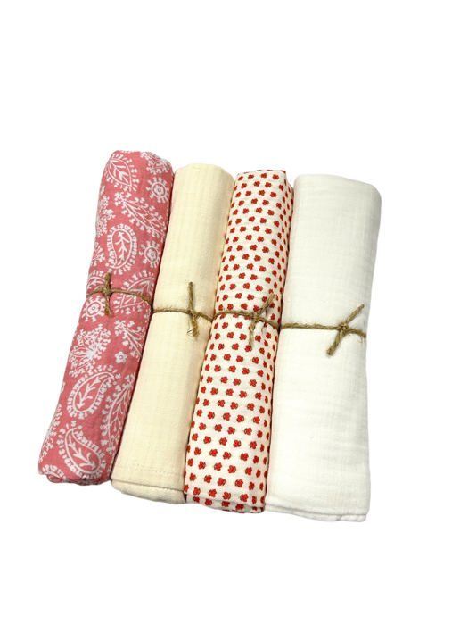 Lot de 4 Maxi langes  100cm x 100cm Fille