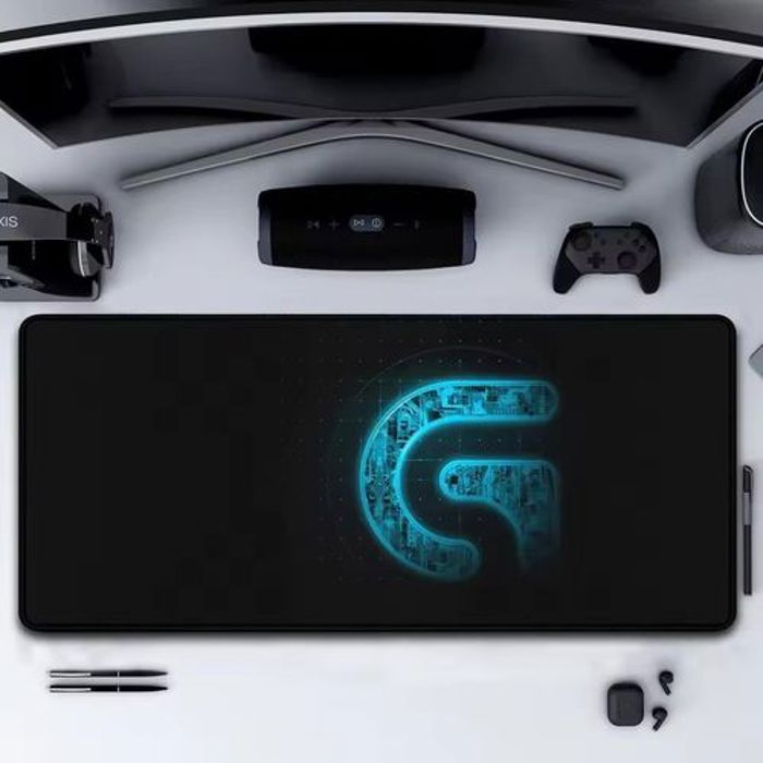 Tapis de souris XL - G - 30x80 cm - Surface lisse - Revêtement imperméable - Bords cousus