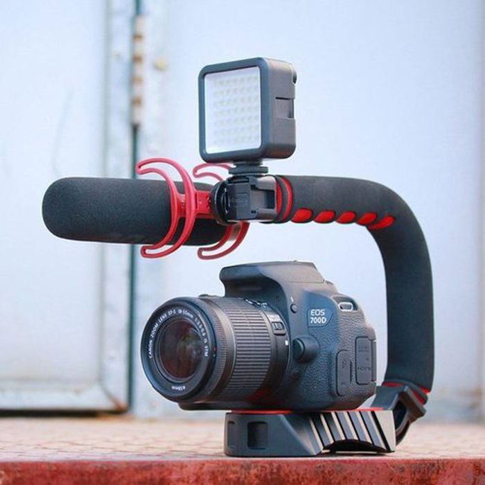 Ulanzi Support de Poignée de stabilisation vidéo U-Grip Pro avec Triple ports Sabot.