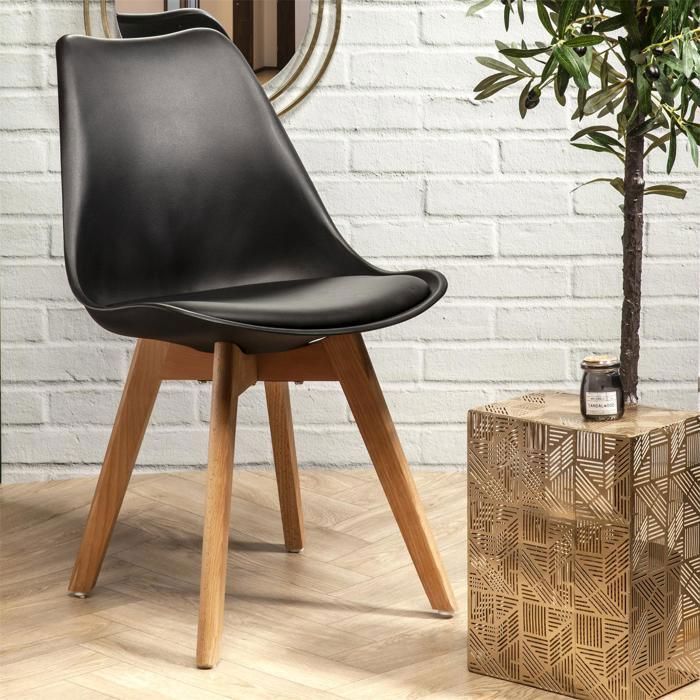 Chaise - SCANDI - Noir - Plastique et bois massif - Style moderne - Confort optimal