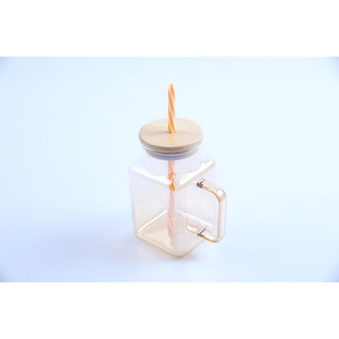 Mug - GENERIC - HB3523 - Verre carré - 600 ml - Couvercle et paille inclus