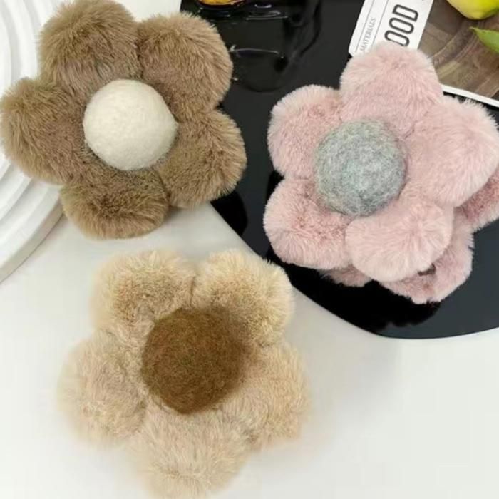 Pince cheveux fleur douce moelleuse look élégant multicoleur