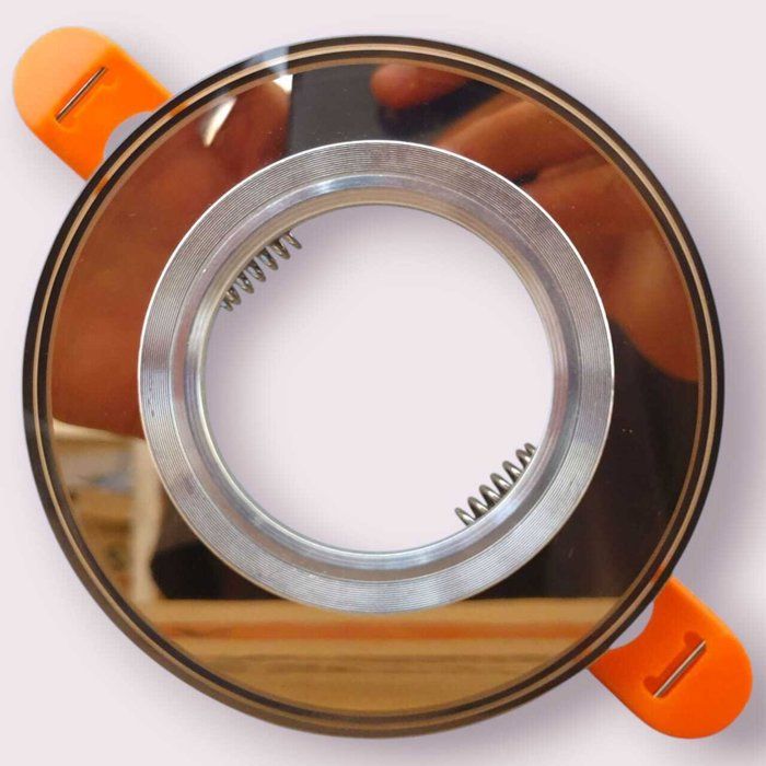 Spotlight Crystal – L’Élégance Brillante au Cœur de Votre Éclairage - AMBER