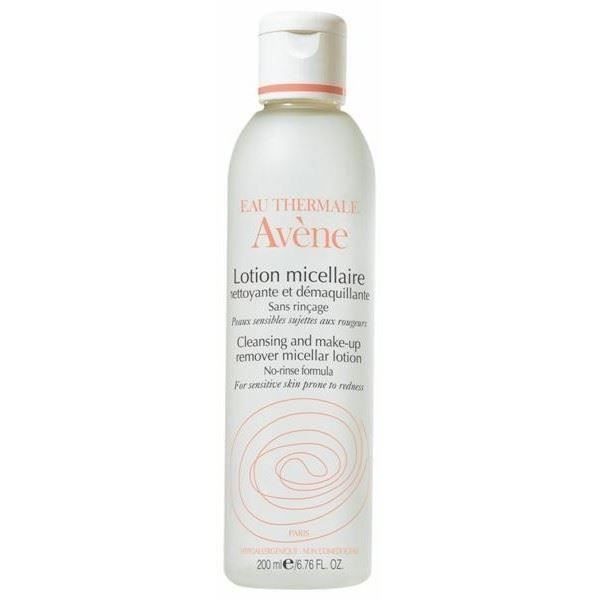La lotion micellaire Avène de nettoyage et démaquillant élimine en douceur les impuretés et le maquillage du visage, les yeux et les